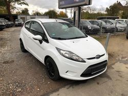 Weiß Gebraucht 2012 Ford Fiesta Trend | 3.790 €
