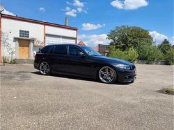 Schwarz Gebraucht 2011 BMW 335 M Sport Kombi | 29.999 €