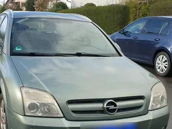 Gebraucht 2003 Opel Signum Kombi | 1.100 €