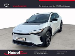 Weiß Neu 2025 Toyota bZ4X SUV | 39.960 € (Etwas zu teuer)