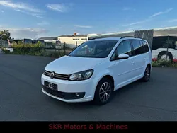 Weiß Gebraucht 2013 VW Touran Comfortline Van / Kleinbus | 8.650 € (Guter Preis)