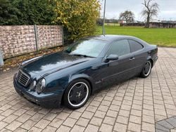 Blau Gebraucht 1999 Mercedes CLK430 Elegance Coupé | 2.850 €