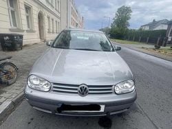 Gebraucht 2002 VW Golf IV Limousine | 1.500 € (Guter Preis)