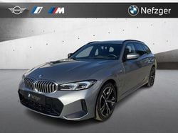 Grau Gebraucht 2024 BMW 330e M Sport Kombi | 42.900 € (Guter Preis)
