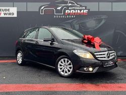 Schwarz Gebraucht 2012 Mercedes B180 Van / Kleinbus | 9.900 € (Fairer Preis)