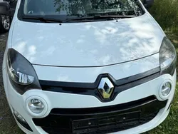 Weiß Gebraucht 2012 Renault Twingo Kleinwagen | 3.850 € (Fairer Preis)