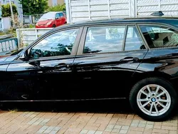 Schwarz Gebraucht 2014 BMW 320 Kombi | 10.700 € (Guter Preis)