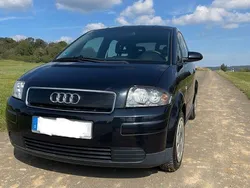 Blau Gebraucht 2000 Audi A2 Kleinwagen | 7.450 €