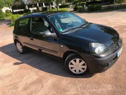 Schwarz Gebraucht 2009 Renault Clio II Campus Limousine | 1.599 € (Fairer Preis)