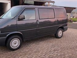 Grau Gebraucht 2002 VW Caravelle Van / Kleinbus | 7.900 €
