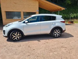 Weiß Gebraucht 2018 Kia Sportage GT-Line SUV | 21.400 € (Fairer Preis)