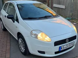 Weiß Gebraucht 2010 Fiat Grande Punto Kleinwagen | 3.099 € (Fairer Preis)