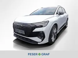 Gletscherweiß metallic Gebraucht 2022 Audi Q4 e-tron Ambiente SUV | 41.440 € (Fairer Preis)