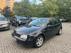 Schwarz Gebraucht 1999 VW Golf IV Kleinwagen | 1.399 € (Fairer Preis)