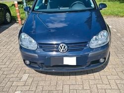 Blau Gebraucht 2004 VW Golf V Comfortline Limousine | 2.600 € (Fairer Preis)