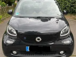 Schwarz Gebraucht 2019 Smart ForTwo Electric Drive Brabus Kleinwagen | 11.500 €