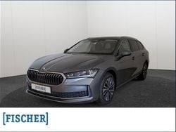Grau Gebraucht 2024 Skoda Superb Selection Kombi | 47.770 € (Fairer Preis)