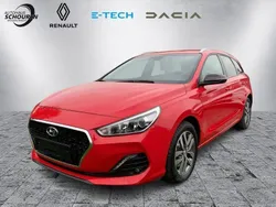 Rot Gebraucht 2019 Hyundai i30 YES! Kombi | 12.500 € (Fairer Preis)