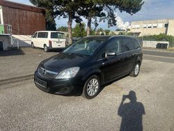 Schwarz Gebraucht 2014 Opel Zafira Van / Kleinbus | 4.199 € (Guter Preis)