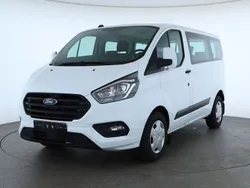 Weiß Gebraucht 2023 Ford Transit Custom Trend Kombi | 33.900 € (Etwas zu teuer)