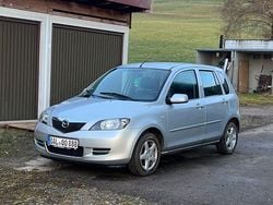 Silber Gebraucht 2005 Mazda 2 Limousine | 1.200 € (Fairer Preis)