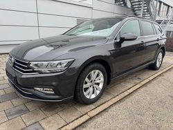 Grau Gebraucht 2019 VW Passat Business Kombi | 16.990 € (Fairer Preis)