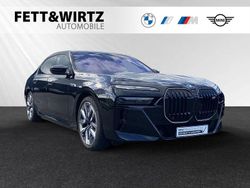 Black sapphire metallic Gebraucht 2024 BMW i7 Sport Line Limousine | 132.680 €