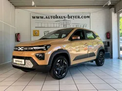 Beige Gebraucht 2024 Dacia Spring Extreme Kleinwagen | 18.490 € (Fairer Preis)