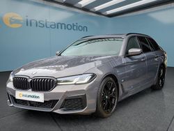 Grau Gebraucht 2022 BMW 520 Kombi | 34.549 € (Fairer Preis)