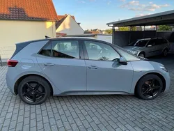 Grau Gebraucht 2021 VW ID.3 Pure Kleinwagen | 19.500 € (Fairer Preis)