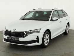 Moon white perleffekt Neu 2025 Skoda Octavia Selection Kombi | 35.495 € (Fairer Preis)