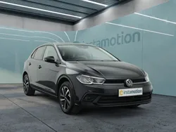 Schwarz Gebraucht 2024 VW Polo Move Limousine | 21.599 € (Fairer Preis)