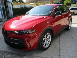 Rot Gebraucht 2023 Alfa Romeo Tonale Sprint SUV | 22.500 € (Guter Preis)