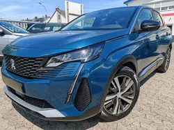 Blau Gebraucht 2022 Peugeot 3008 Allure SUV | 18.490 € (Superpreis)