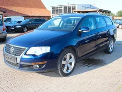 Blau Gebraucht 2009 VW Passat Kombi | 3.390 € (Fairer Preis)
