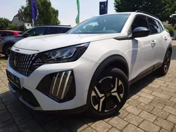 Okenitweiss Gebraucht 2024 Peugeot 2008 Allure SUV | 21.500 € (Fairer Preis)