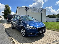 Blau Gebraucht 2016 BMW 218 Sport Line Kombi | 13.490 € (Guter Preis)