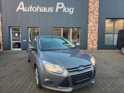 Braun Gebraucht 2014 Ford Focus Ambiente Limousine | 4.800 € (Fairer Preis)