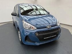 Blau Gebraucht 2018 Hyundai i10 Basis Kleinwagen | 6.490 € (Fairer Preis)
