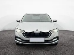Brilliantsilber Gebraucht 2021 Skoda Octavia Style Kombi | 25.390 € (Superpreis)