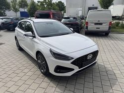 Weiss saw Neu 2025 Hyundai i30 Edition Kombi | 22.950 € (Fairer Preis)