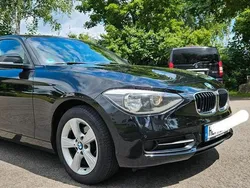 Schwarz Gebraucht 2014 BMW 116 Sport Line Kleinwagen | 7.450 €