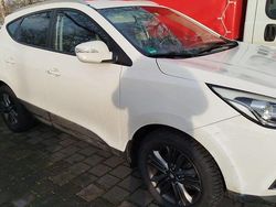 Weiß Gebraucht 2014 Hyundai ix35 Premium SUV | 9.900 € (Guter Preis)