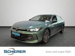 Maripositgrün metallic (metallic) Gebraucht 2025 VW Passat Elegance Kombi | 42.900 € (Fairer Preis)
