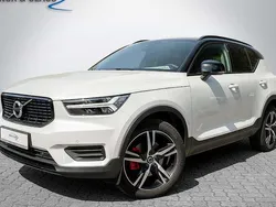 Crystal weiss Gebraucht 2022 Volvo XC40 R-Design SUV | 32.890 € (Guter Preis)