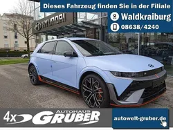 Performance blue (matt) Gebraucht 2024 Hyundai Ioniq 5 SUV | 59.599 € (Fairer Preis)
