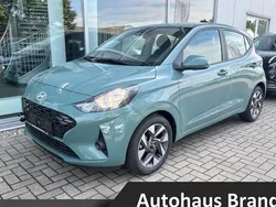 Grün Neu 2025 Hyundai i10 Trend Kleinwagen | 18.490 € (Fairer Preis)