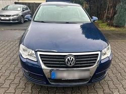 Blau Gebraucht 2005 VW Passat Comfortline Limousine | 2.500 € (Guter Preis)
