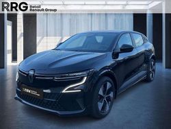 Blackpearlschwarz (schwarz) Gebraucht 2022 Renault Megane E-Tech Equilibre Limousine | 18.990 € (Fairer Preis)