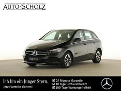 Schwarz Gebraucht 2022 Mercedes B200 Van / Kleinbus | 20.986 € (Fairer Preis)